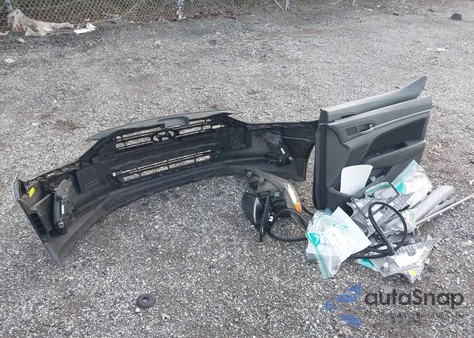 2018 Hyundai Elantra Value Edition из США, поврежденный, VIN 5NPD84LF8JH268753